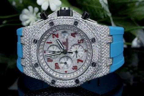 Luxury Iced Out Automatic Half Done Moissanite Watch